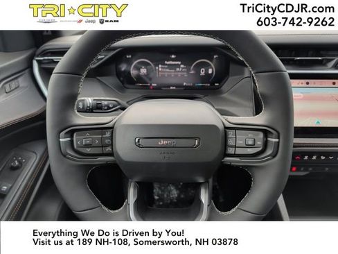 New 2026 Jeep Cherokee Overland w/ Trailer Tow Group image 14