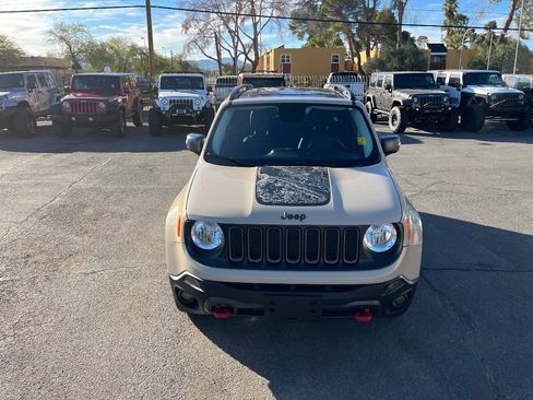 Used 2017 Jeep Renegade Trailhawk image 48