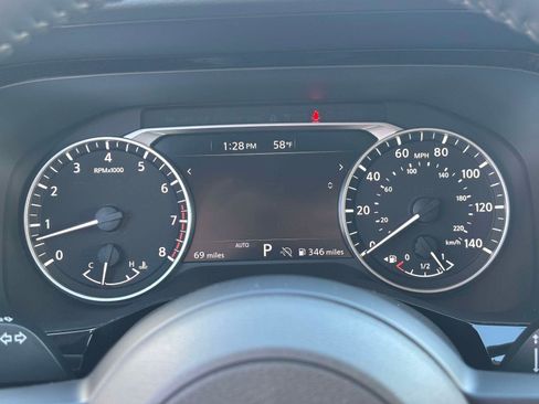 New 2025 Nissan Pathfinder SV w/ SV Premium Package image 22