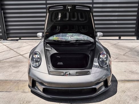 Used 2022 Porsche 911 GT3 RWD image 17