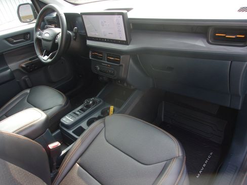 Used 2025 Ford Maverick Tremor AWD/4WD image 13