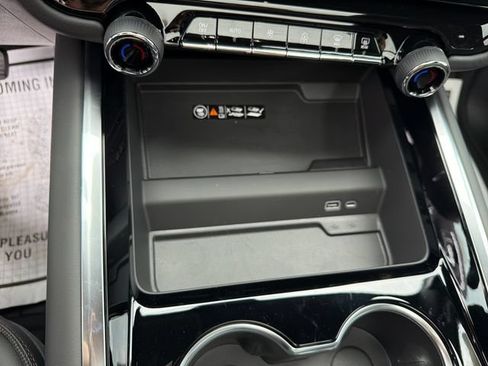 New 2026 Chevrolet Suburban High Country AWD/4WD image 23