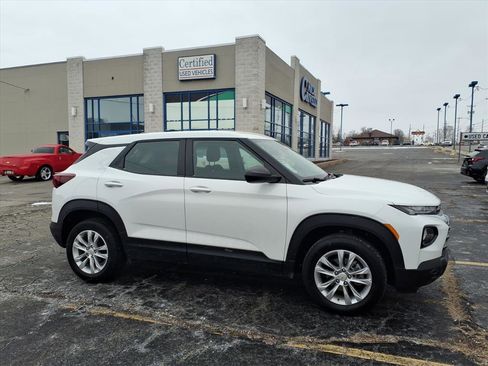 Certified 2023 Chevrolet TrailBlazer LS image 2