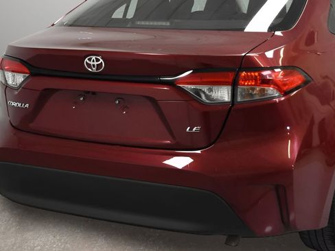 Used 2024 Toyota Corolla LE image 3