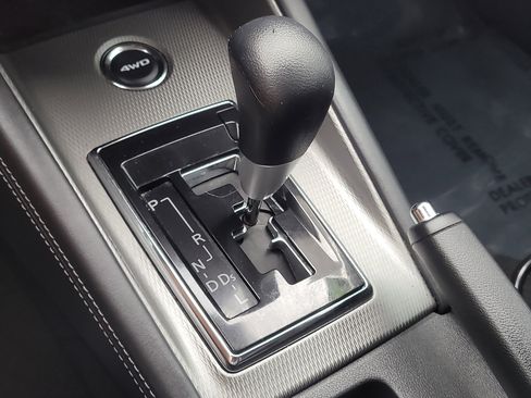 Used 2024 Mitsubishi Outlander Sport ES image 25