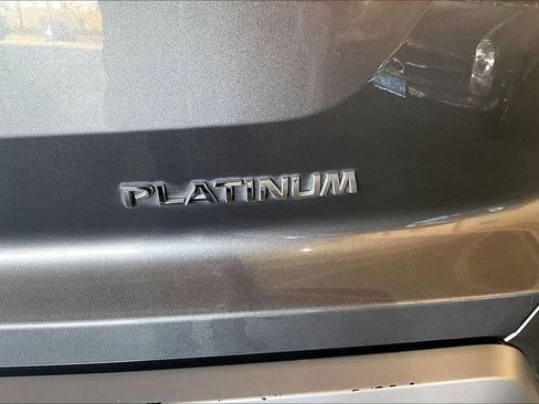 Used 2022 Nissan Pathfinder Platinum w/ Cargo Package FWD image 8