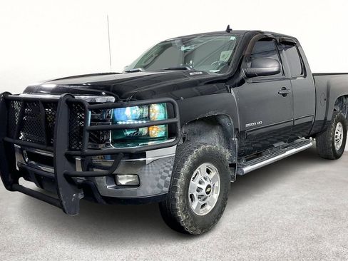 Used 2013 Chevrolet Silverado 2500 LT w/ Convenience Package image 14