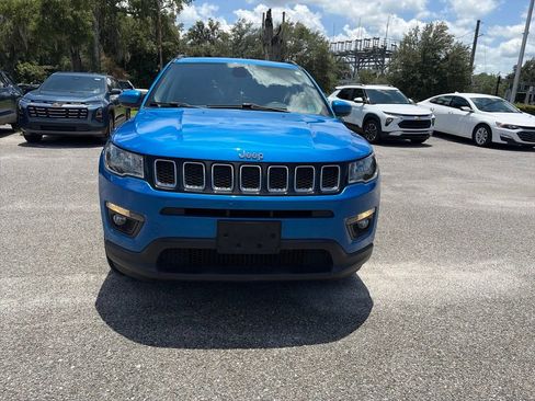 Used 2020 Jeep Compass Latitude w/ Safety & Security Group FWD image 2