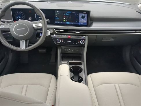Certified 2024 Hyundai Sonata SEL w/ Convenience Package image 13