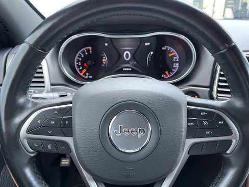 Used 2021 Jeep Grand Cherokee Limited AWD/4WD image 27
