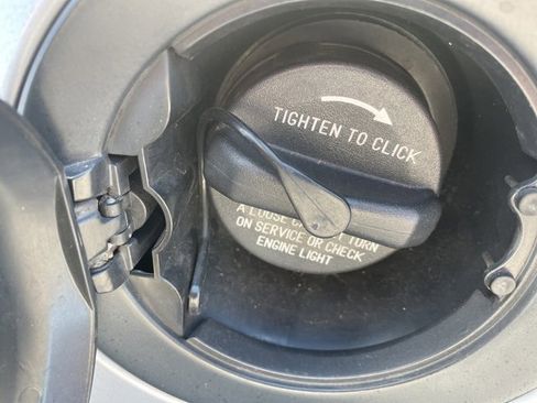 Used 2016 Dodge Challenger R/T Scat Pack image 10