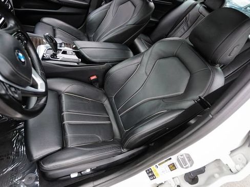Used 2017 BMW 530i xDrive AWD/4WD image 47