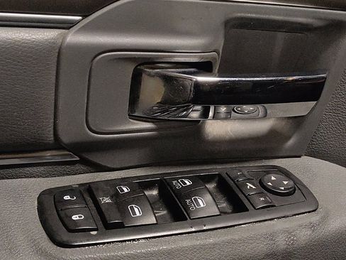 Used 2013 RAM 1500 Lone Star image 27