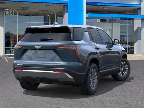 New 2026 Chevrolet Equinox LT w/ Safety and Technology Package FWD image 28