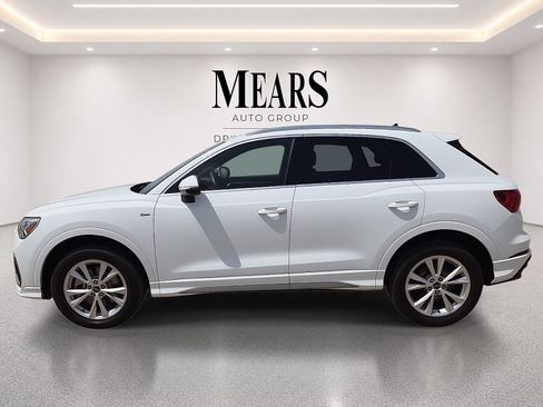 Used 2025 Audi Q3 2.0T Premium AWD/4WD image 2