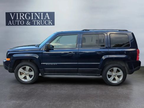 Used 2016 Jeep Patriot Sport w/ Power Value Group AWD/4WD image 2