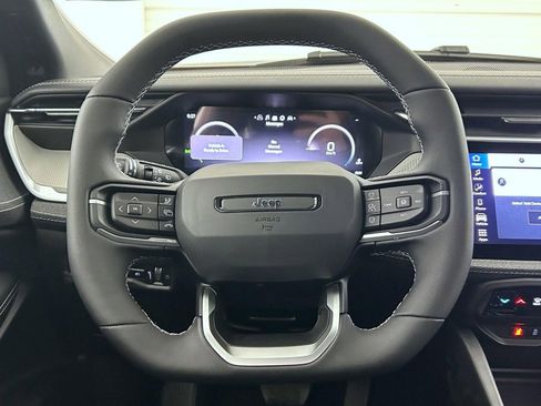 New 2026 Jeep Cherokee Laredo image 11