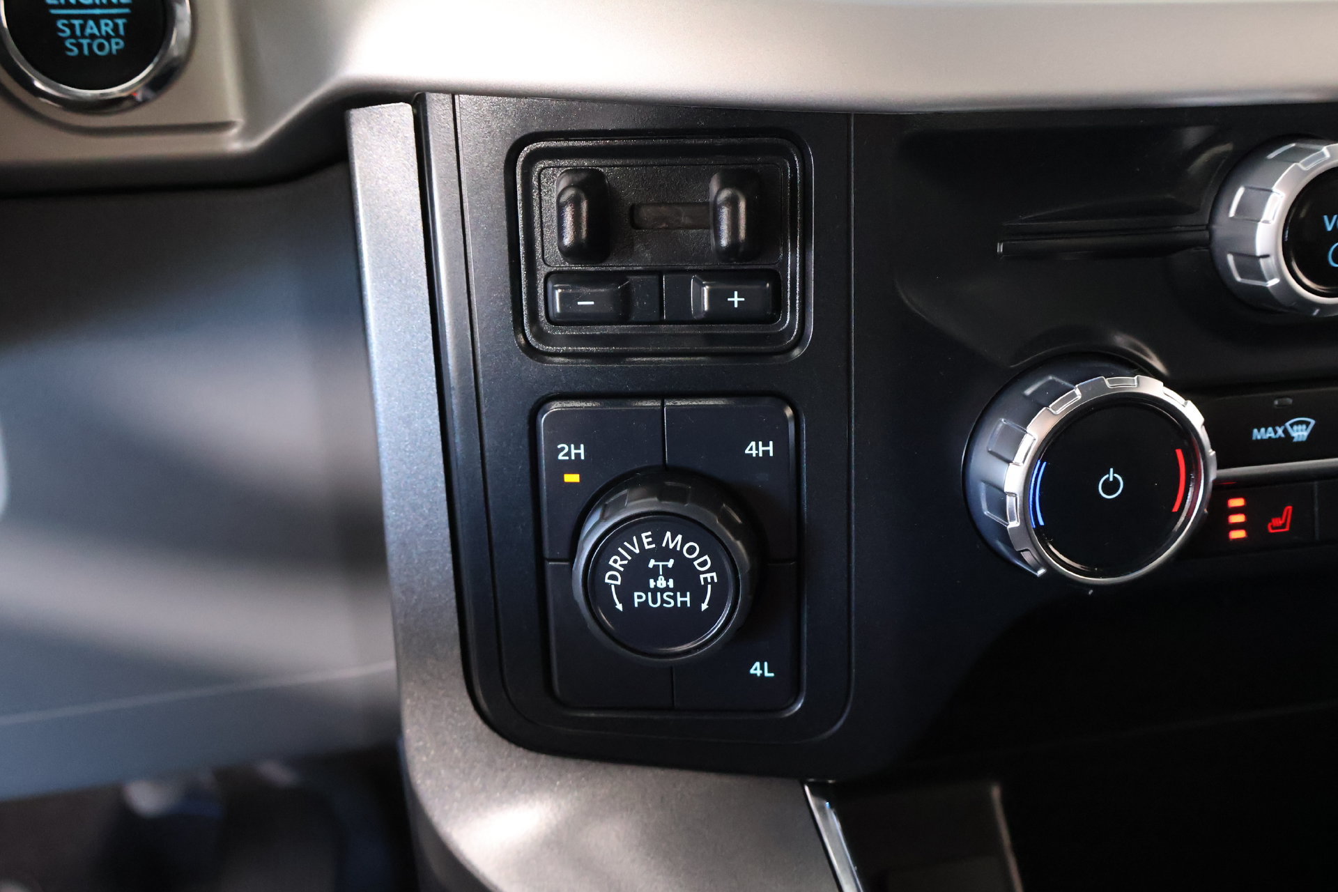 Used 2023 Ford F150 XLT w/ Equipment Group 302A High AWD/4WD image 9