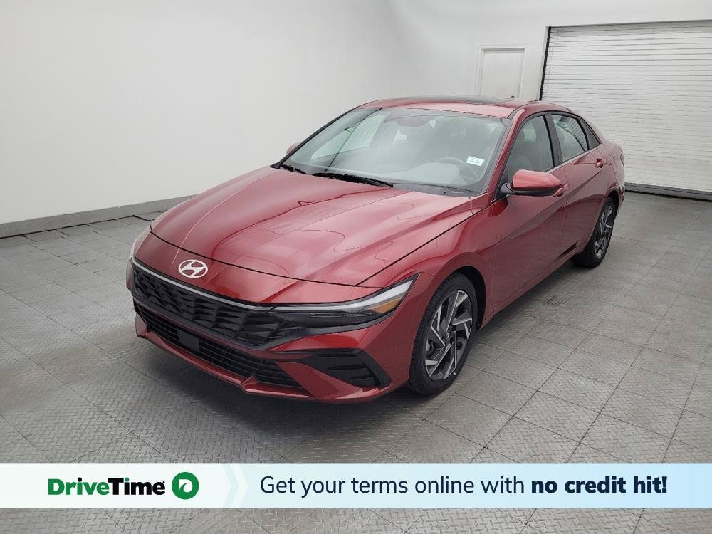 Used 2025 Hyundai Elantra SEL FWD image 1