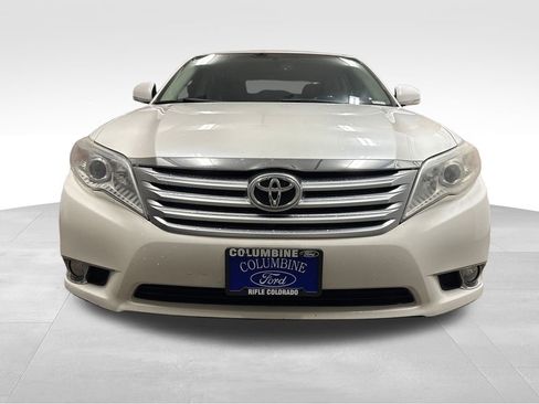 Used 2011 Toyota Avalon Base image 6