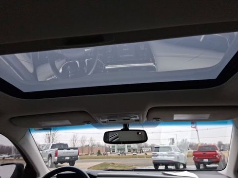 Used 2014 Toyota Avalon XLE image 12