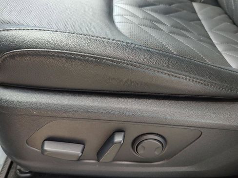 Used 2024 Kia Sportage X-Line image 3