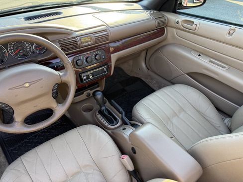 Used 2003 Chrysler Sebring LXi image 18