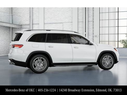 Used 2026 Mercedes-Benz GLS 450 GLS 450 image 18