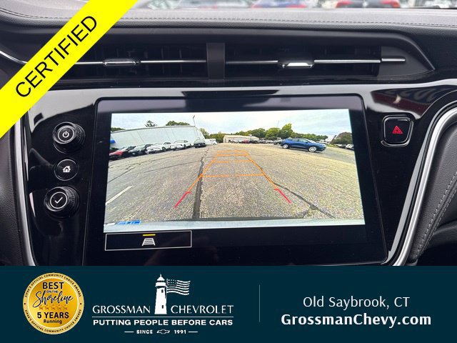 Used 2023 Chevrolet Bolt EUV LT w/ Comfort Package FWD image 3