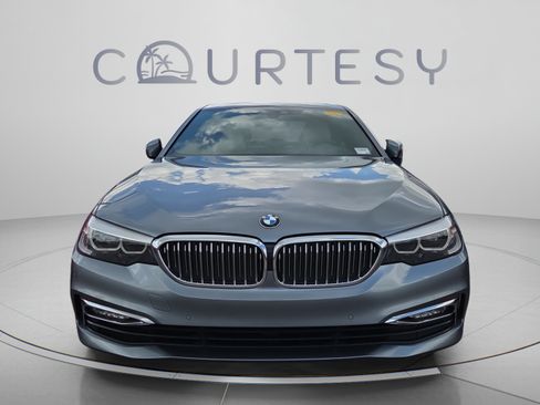 Used 2018 BMW 530e RWD image 4