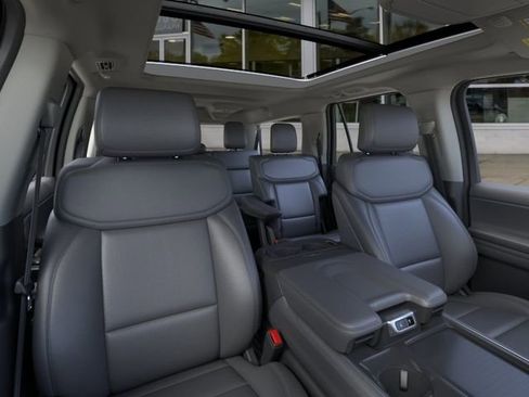 New 2026 Ford Expedition Max Active AWD/4WD image 10