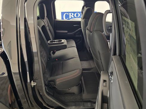 Used 2024 Nissan Frontier PRO-4X w/ Off-Road Protection Package image 37