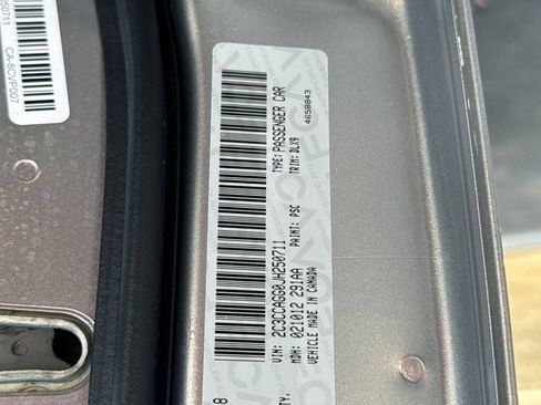 Used 2018 Chrysler 300 S AWD/4WD image 51