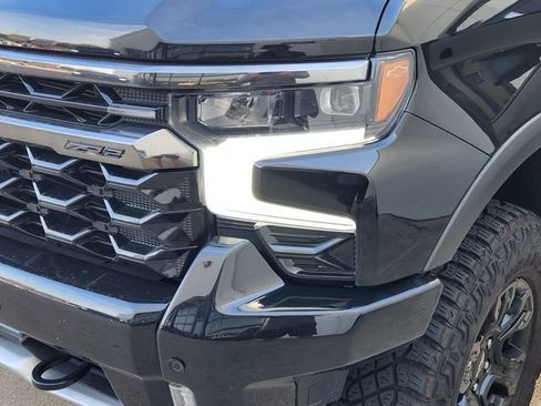Used 2025 Chevrolet Silverado 1500 ZR2 w/ Dark Appearance Package AWD/4WD image 8