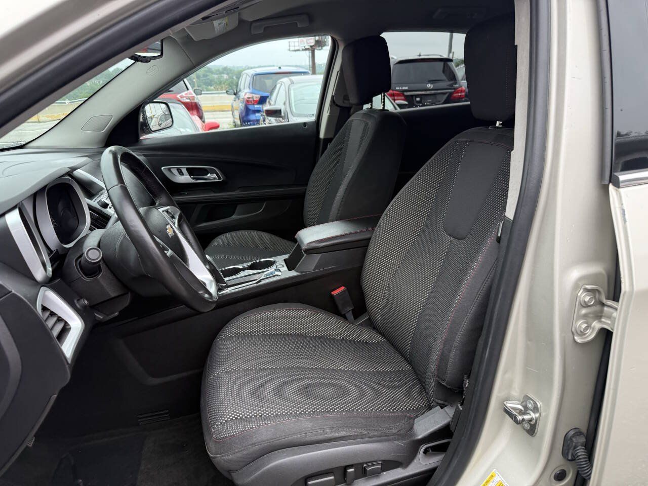 Used 2014 Chevrolet Equinox LT w/ Driver Convenience Package AWD/4WD image 11