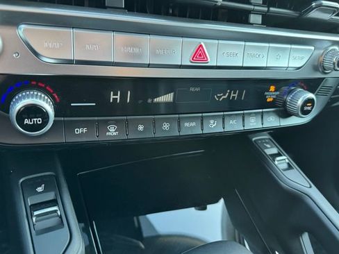 Used 2025 Kia Telluride S image 15