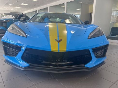 Used 2023 Chevrolet Corvette Stingray Premium Cpe w/ Z51 Performance Package image 2