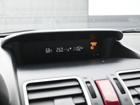 Used 2017 Subaru Crosstrek 2.0i Premium image 20