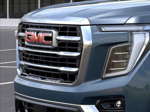 New 2026 GMC Yukon Elevation w/ Elevation Premium Package AWD/4WD image 13