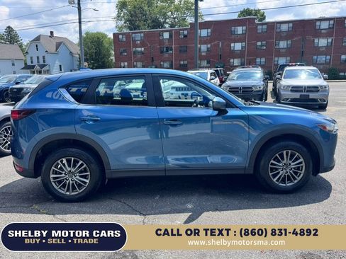 Used 2017 MAZDA CX-5 Sport AWD/4WD image 4