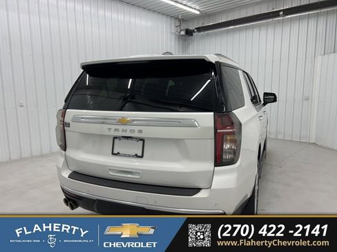 Used 2024 Chevrolet Tahoe High Country image 3