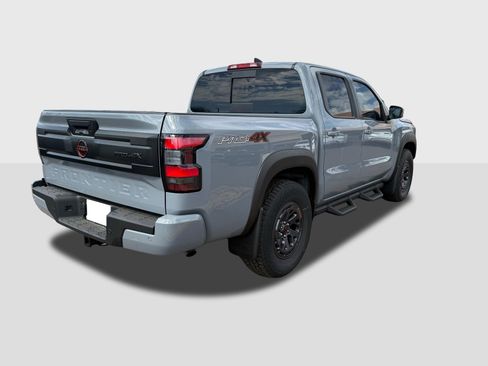 New 2026 Nissan Frontier PRO-4X w/ Pro-4x Convenience Package image 6