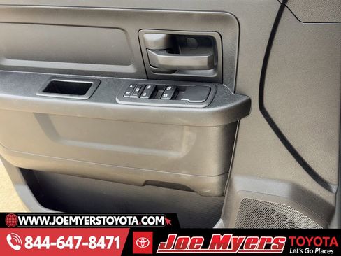 Used 2025 RAM 3500 Tradesman w/ Chrome Appearance Group image 26