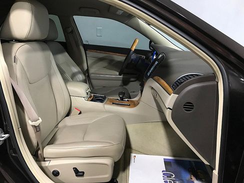 Used 2012 Chrysler 300 Limited w/ Luxury Group RWD image 14