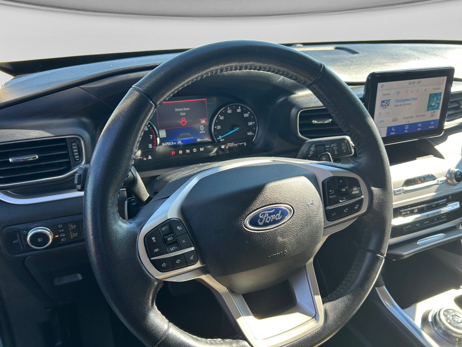 Used 2021 Ford Explorer XLT w/ Equipment Group 202A AWD/4WD image 10