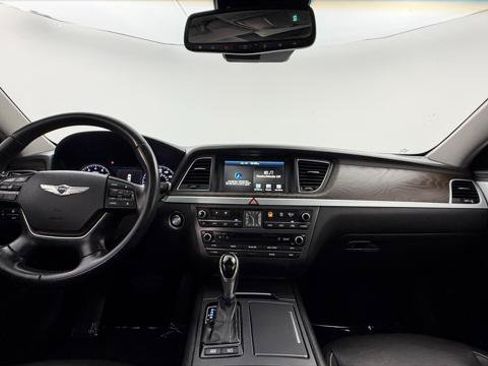 Used 2015 Hyundai Genesis 5.0 RWD image 24