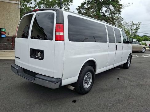 Used 2014 Chevrolet Express 3500 LT w/ LT Preferred Equipment Group image 8