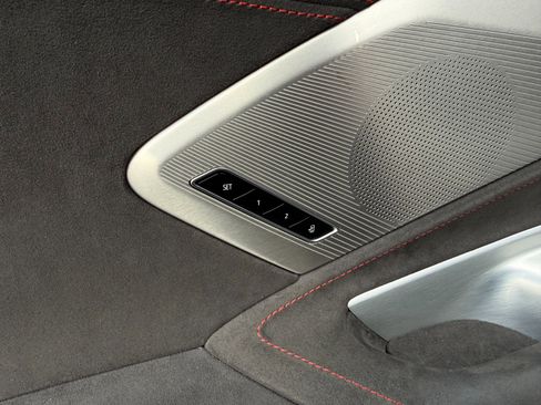 Used 2023 Chevrolet Corvette Stingray Premium Conv w/ Z51 Performance Package image 45