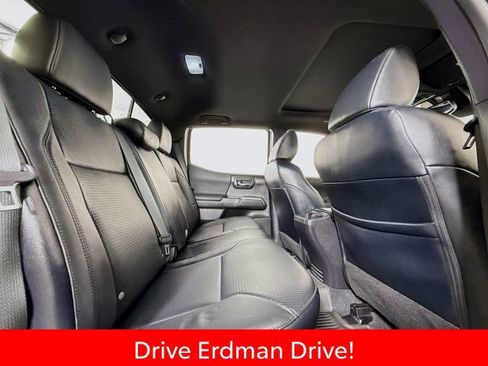 Certified 2023 Toyota Tacoma TRD Off-Road w/ TRD Premium Off Road Package AWD/4WD image 28