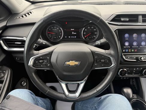 Used 2023 Chevrolet TrailBlazer LT w/ Sun and Liftgate Package image 22